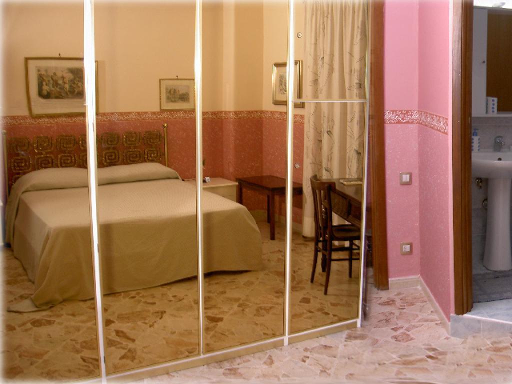 Bed and Breakfast Casa Tina Maugeri CTA Zimmer foto