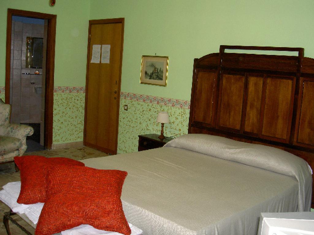 Bed and Breakfast Casa Tina Maugeri CTA Zimmer foto